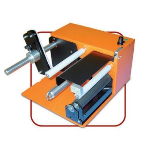 Zuverlässiger Etikettenspender SED03 für Etiketten bis zu 70mm Breite