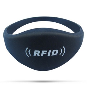 RFID Wristband Silikon mit sehr d&uuml;nnem Armband, versch. Farben und Wunschchip