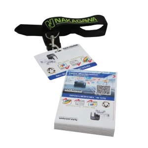 Besucherausweise ExpoBadge / Butterfly: 96x82mm (BxH) Tintenstahlbedruckbar für beidseitigen Druck, 500 Stück mit Kleber und Lochung (Euro Hole)